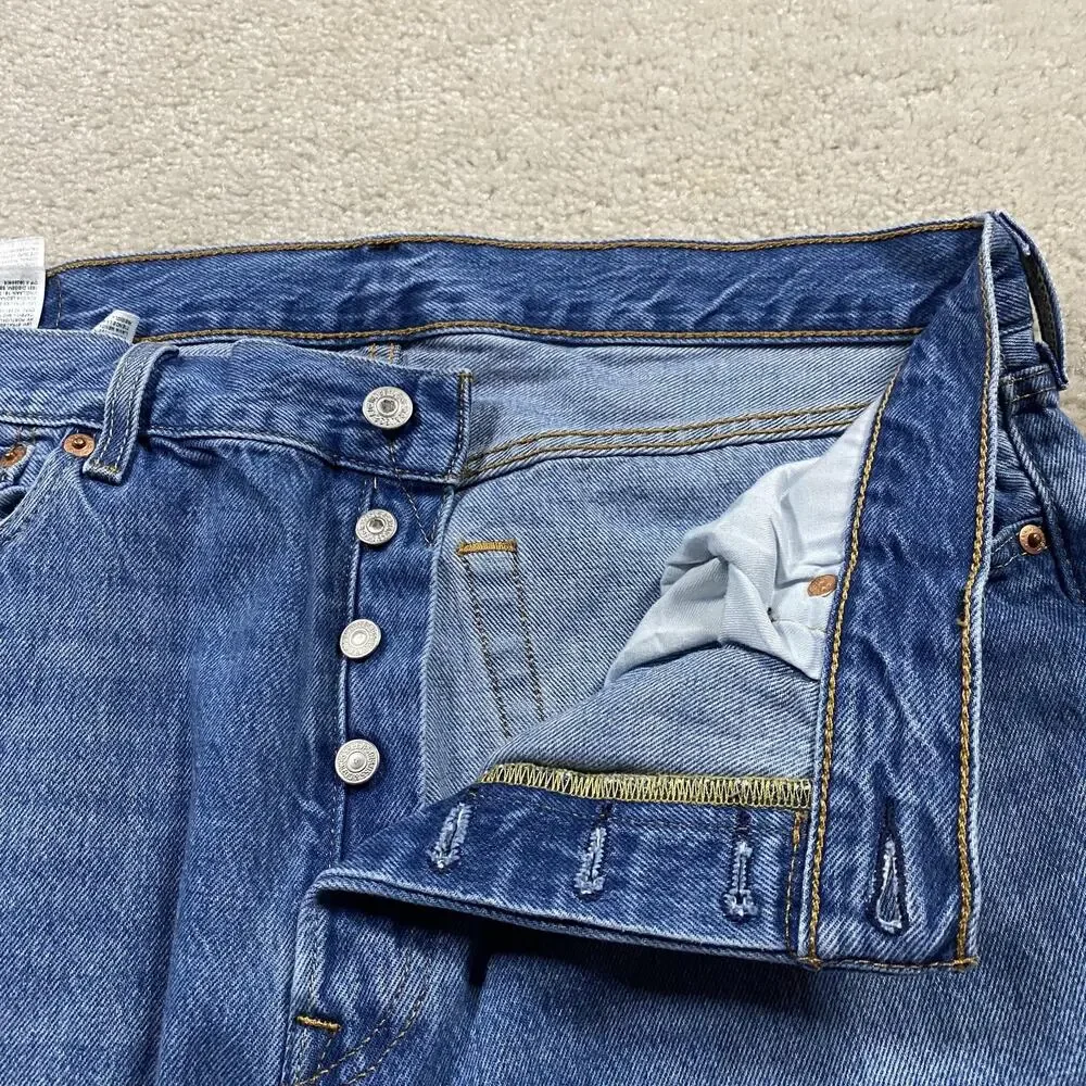 Levis 501 Jeans Mens 36x30 Blue Medium Wash Straight Button Fly Regular Fit